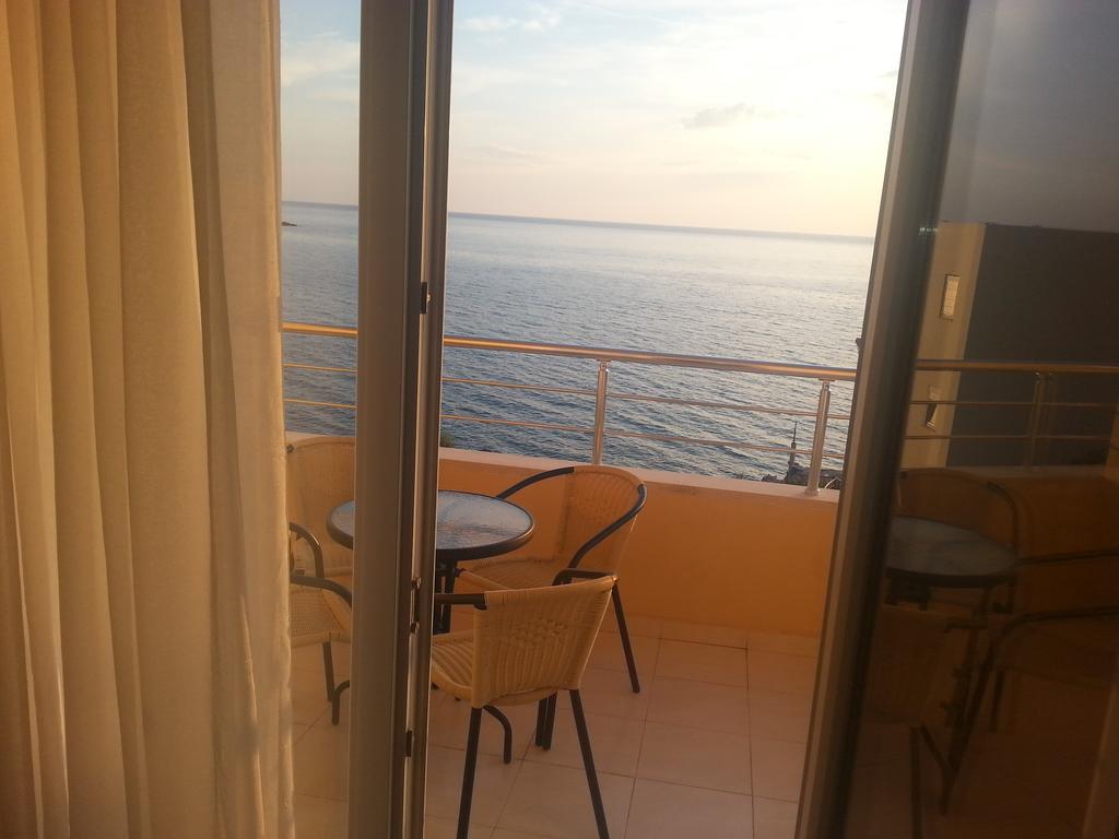 Apartments Lux Lukic Утьеха Экстерьер фото