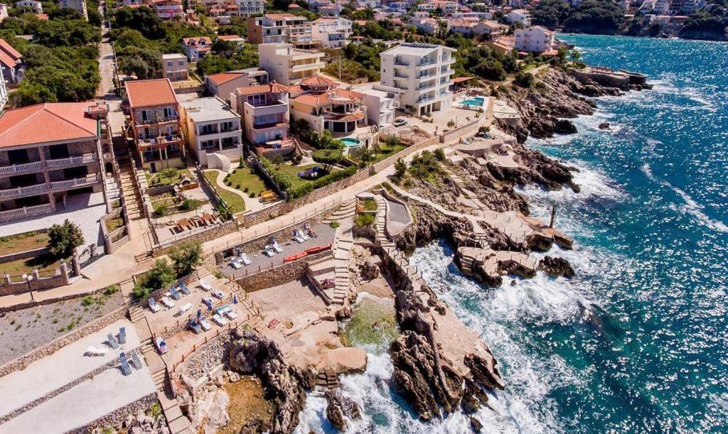 Apartments Lux Lukic Утьеха Экстерьер фото